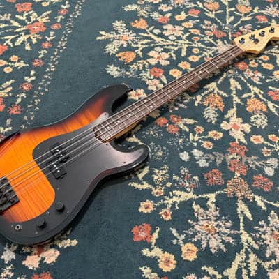 Fender Select Precision Bass USA - SME pickups