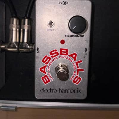 electro-harmonix BASSBALLS Bass Effects Pedal
