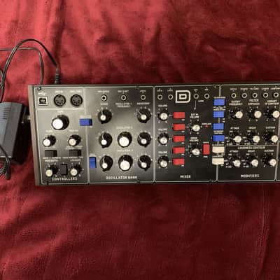 Behringer Model D Analog Synthesizer 2018 - Present - Black