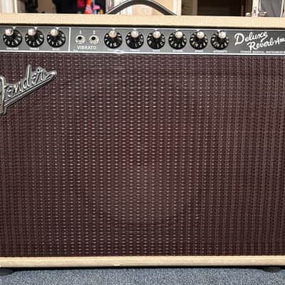 Fender '65 Deluxe Reverb Limited Edition Reissue 22-Watt 1x12" Guitar Combo 2018 Tan Oxblood