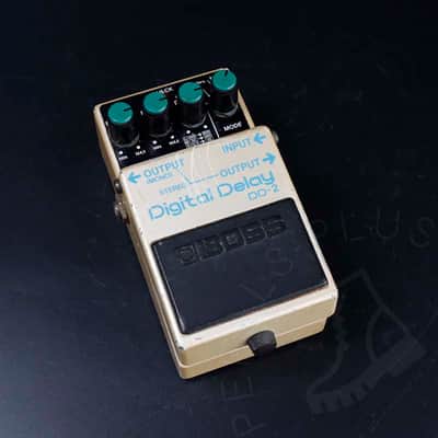 Boss DD-2 Digital Delay (Blue Label) 1983 - 1986 - White