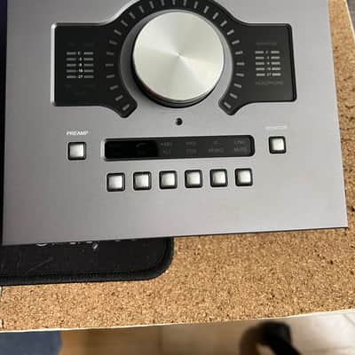 Universal Audio Apollo Twin X QUAD Thunderbolt Audio Interface - Gray