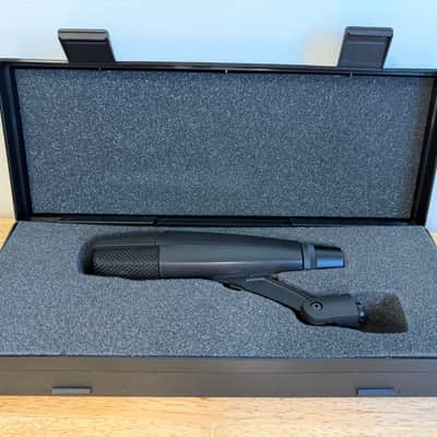 Sennheiser MD 421 II Cardioid Dynamic Microphone 2002 - Present - Black