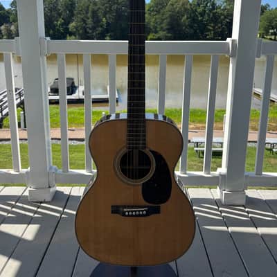 Martin 000-28 Short Scale Modern Deluxe Sitka Spruce / Rosewood OM 2019 - Present - Natural