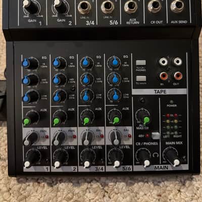 Mackie Mix8 8-Channel Compact Mixer 2015 - Present - Black