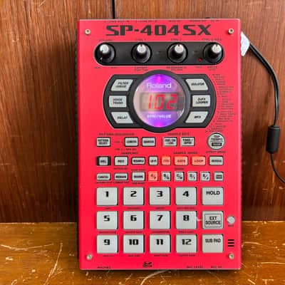 Roland SP-404SX Linear Wave Sampler SP404SX w/ card, power supply