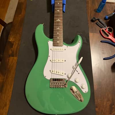 PRS SE Silver Sky 2022 - Present Ever Green