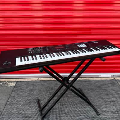 Roland Juno-DS76 76-Key Synthesizer Workstation Keyboard w/ Power Supply
