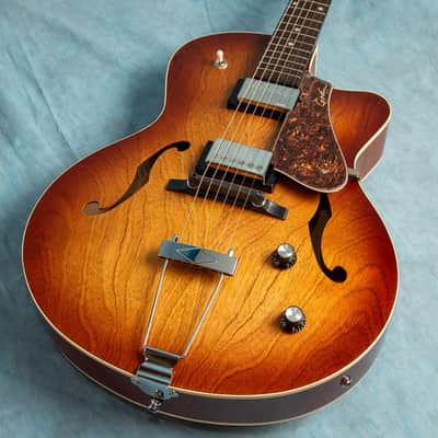 Godin 5th Avenue CW Kingpin II HB Cognac Burst SF Acoustic Guitar - No Bag/Case