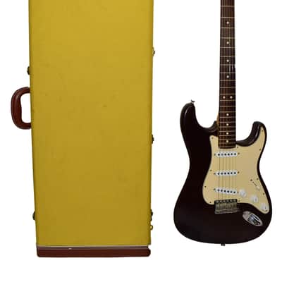 2003 Fender Highway One Stratocaster Electric Guitar, Rosewood Fingerboard, Crimson Red Transparent w/ Case
