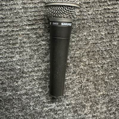 Shure SM58 Handheld Cardioid Dynamic Microphone 1984 - Present - Black