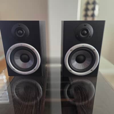 M-Audio Studiophile SP-5B Near-field Studio Monitors (Pair)
