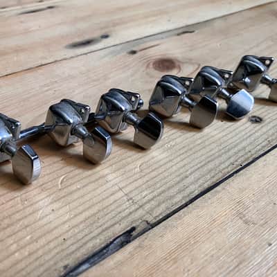 Yamaha ERG 121 / Pacifica 012 Chrome Guitar Machine Heads Tuners 6 - in - line