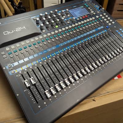 Allen & Heath QU-24C Chrome Edition 24-Channel Digital Mixer 2010s - Black