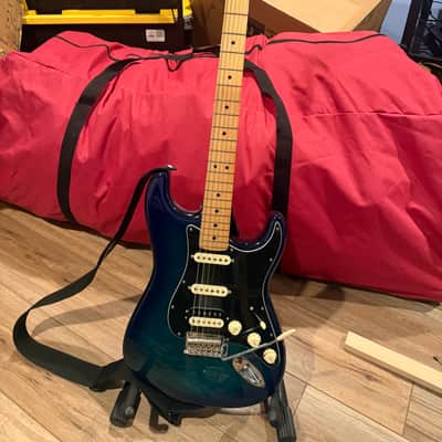 Fender Player II Plus Top HSS Stratocaster 2024 - Present - Blue Burst
