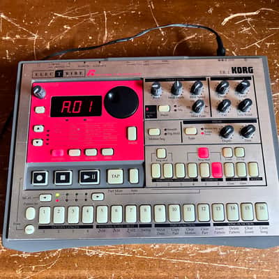 Korg ElecTribe R ER-1 ER1 RHYTHM Synthesizer w/ power supply