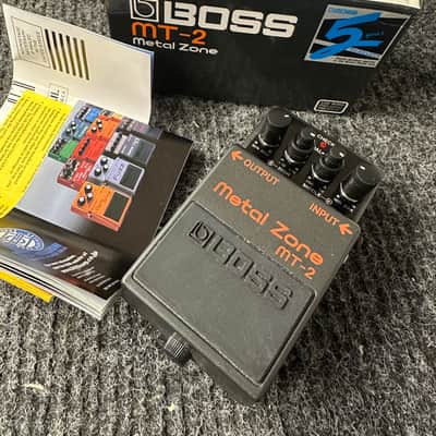 Boss MT-2 Metal Zone (Silver Label) 1991 - Present - Black