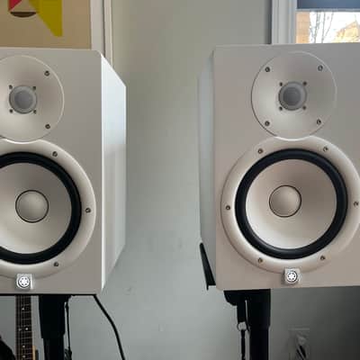 Yamaha HS8 8" Powered Studio Monitor (Pair) 2015 - Present - White