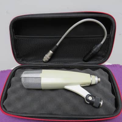 Sennheiser MD 421-N Cardioid Dynamic Microphone