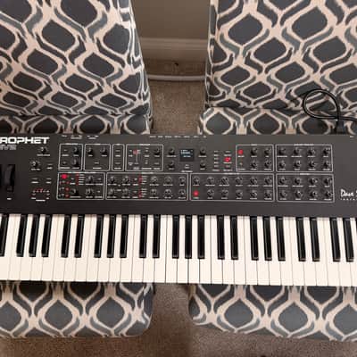 Dave Smith Instruments Prophet Rev2 61-Key 16-Voice Polyphonic Synthesizer 2018 - Present - Black with Wood Sides
