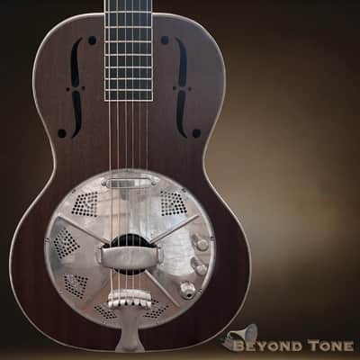 National Resonator El trovador - Walnut