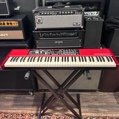 Nord Electro 5D SW73 Semi-Weighted 73-Key Digital Piano w/ Footswitch + Gator Gig Bag