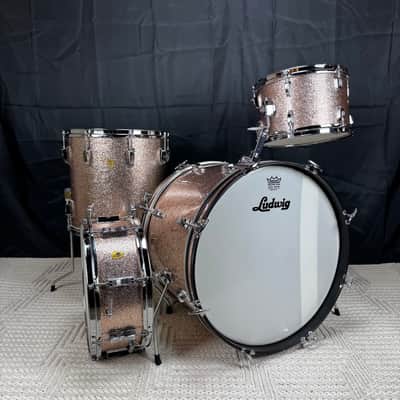 Ludwig Drum Set In Champagne Sparkle