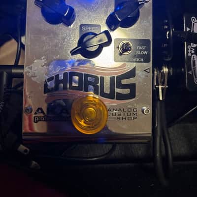 AKAI CHORUS Analog Chorus Effects Pedal