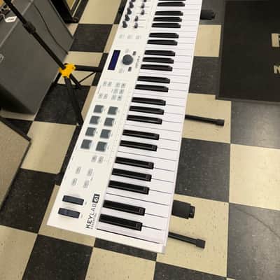 Arturia KeyLab 61 MkII MIDI Controller 2018 - Present - White