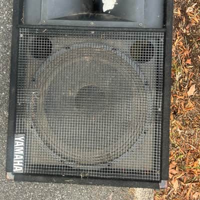 Yamaha Club Series 3 floor monitor. Black