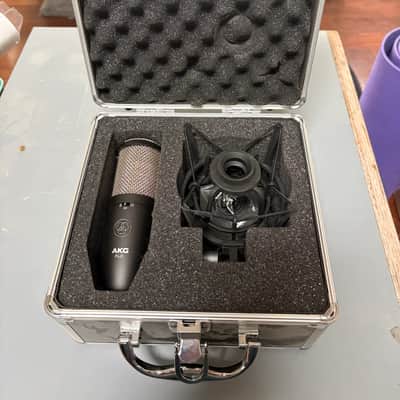 AKG P420 Perception 420 Multi-Pattern Large-Diapraghm Condenser Microphone 2010s - Black