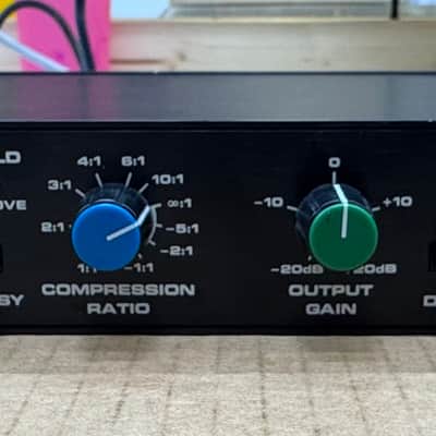 dbx 160XT Compressor / Limiter 1990s - Serviced