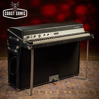 1977 Fender Rhodes Seventy Three Mark I Suitcase Piano 73 Key Electric Piano w/road cases