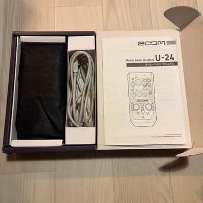 ZOOM U-24 Audio Interface with Box