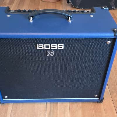 Boss Katana-100 Gen 3 100-Watt 1x12" - Guitar Center Edition Navy
