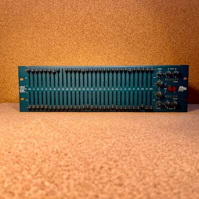 BSS FCS-960 Dual Channel 30-Band Graphic EQ – Serviced – Warranty