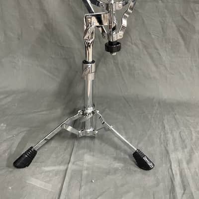 Yamaha 700 Series Medium Weight Single-Braced Snare Drum Stand SS-740A