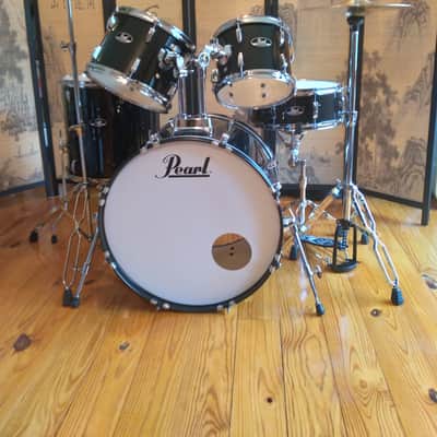 Brand New Pearl 5 Piece Drum Set with Hardware and Cymbals