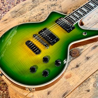 Dean Cadillac USA Custom Shop 2024 - Lizard Burst
