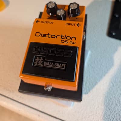 Boss DS-1W Distortion Waza Craft 2022 - Present - Orange