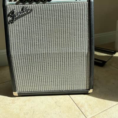 Custom 1 of 1 Fender Vibro Champ 1970 - Silver face