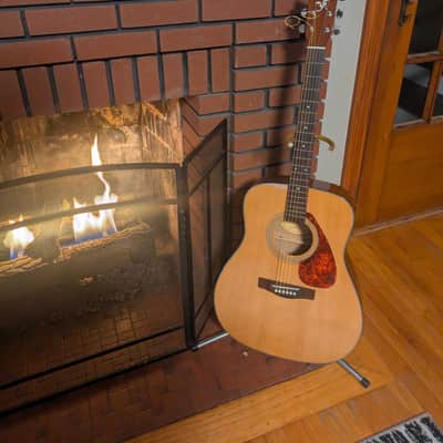 Yamaha F325 Dreadnought Acoustic Guitar 2010s - Natural