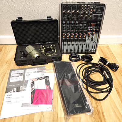 Behringer Xenyx X1204 USB 12-Channel Interface w/ MXL 990 Condenser Mic