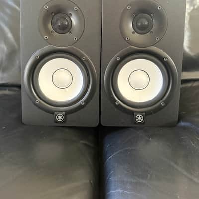 Yamaha HS5 5" Powered Studio Monitor (Pair) 2015 - Present - Black