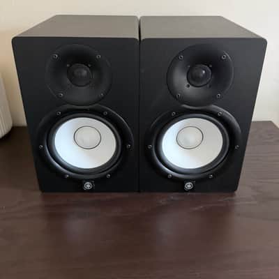 Yamaha HS7 6.5" Powered Studio Monitor (Pair) 2015 - Present - Black