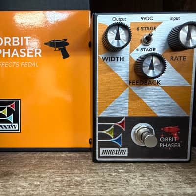 Maestro Orbit Phaser With Box - Orange Graphic