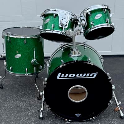 Ludwig Accent CS Green Sparkle 4 Piece Shell Pack Drum Set