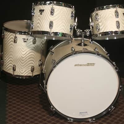 March 1971 Ludwig Standard drum set in Silver Astro