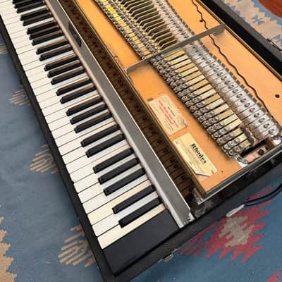 73 key Rhodes Mark 1 (Mid 1970s)