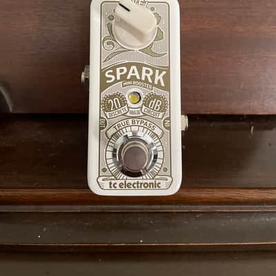 TC Electronic Spark Mini Booster 2013 - Present - White